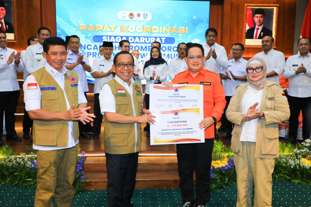 Jatim Tingkatkan Kesiapsiagaan Hadapi Bencana Hidrometeorologi Tahun 2024