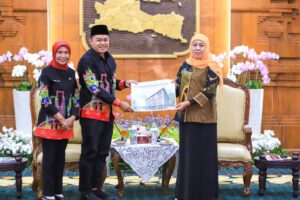 Gubernur Khofifah Apresiasi KPU dan Bawaslu Jatim, Pilkada Serentak 2024 Sukses Aman dan Lancar
