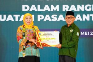 Perkuat Perdagangan Antardaerah, Gubernur Khofifah Umumkan Bank Jatim Bakal Buka Kantor Cabang di Balikpapan