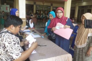 PEMDES BORO DISTRIBUSIKAN BLT DD, KPM: SANGAT MEMBANTU BEBAN KAMI